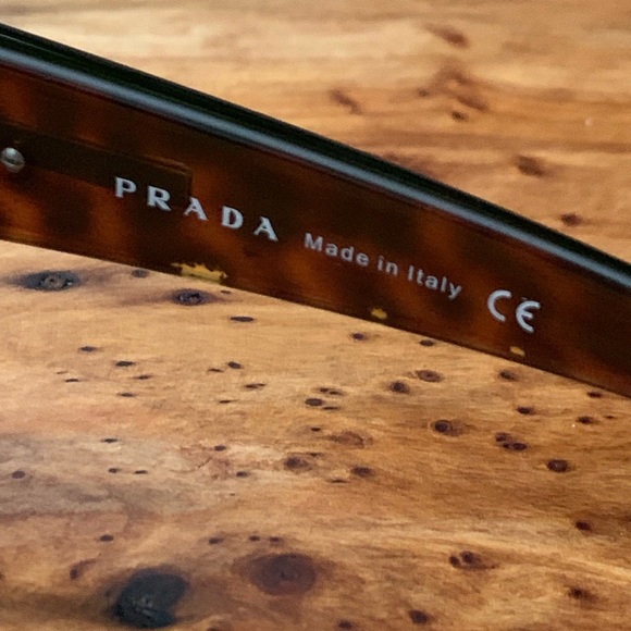 Prada Oversized Aviator Sunglasses - Picture 4 of 8